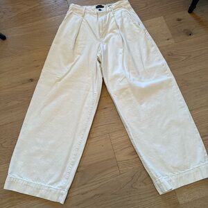 Banana Republic women’s barrel cut high waist jeans